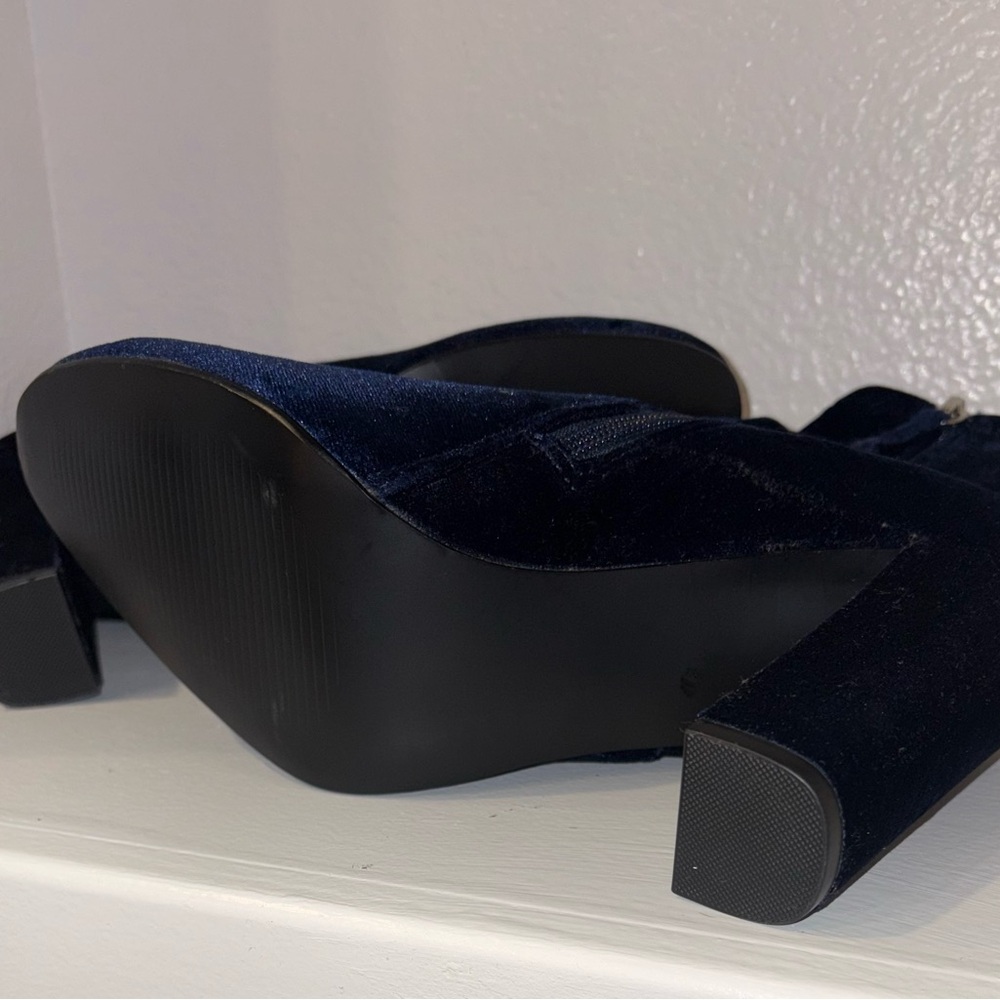 Steve Madden Navy Velvet Block Heel Ankle Boots - Picture 5 of 13
